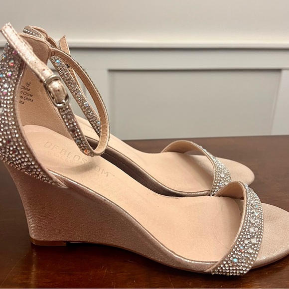DB BLOSSOM Pave Crystal Metallic Wedges | Size 8.5 - Picture 7 of 11